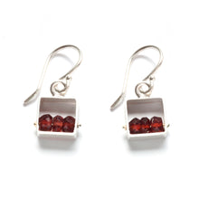MJ03SE - Mini Square Earrings, short dangle