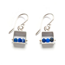 MJ03SE - Mini Square Earrings, short dangle