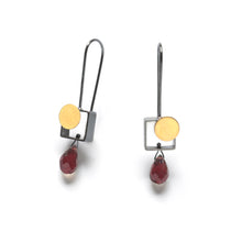 MJ22LE - Small Square Earrings with Dots and Teardrop stones