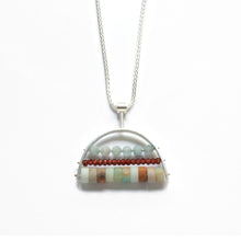 AR20N Medium Arc Necklace