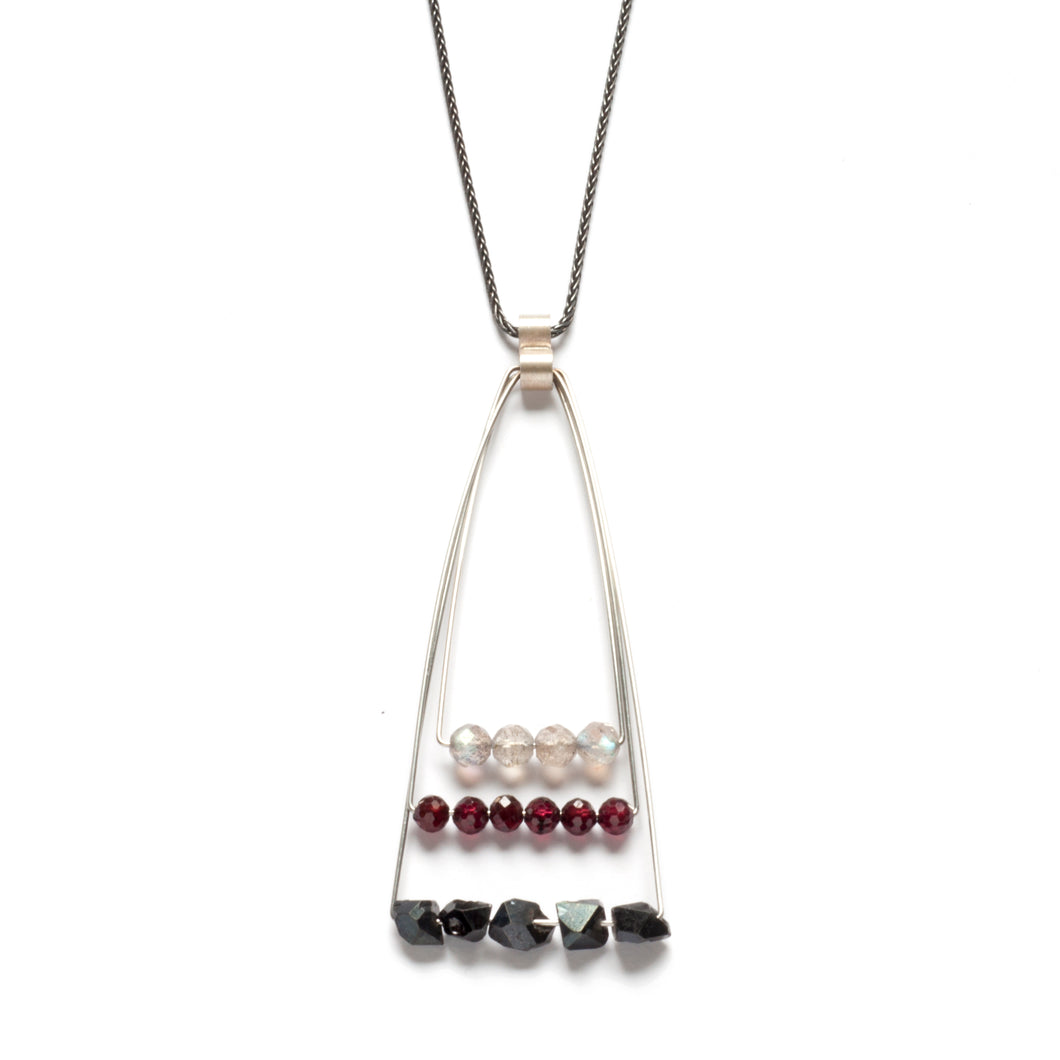 KM03N - Swing Necklace