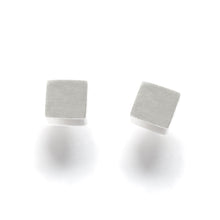 MP01PE - Mini Square Stud Earrings