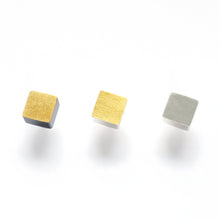 MP01PE - Mini Square Stud Earrings
