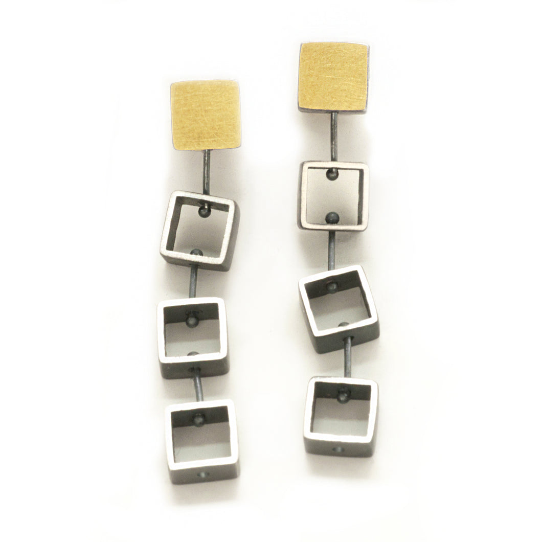 MP14E - Tumbling Mini Square Earrings