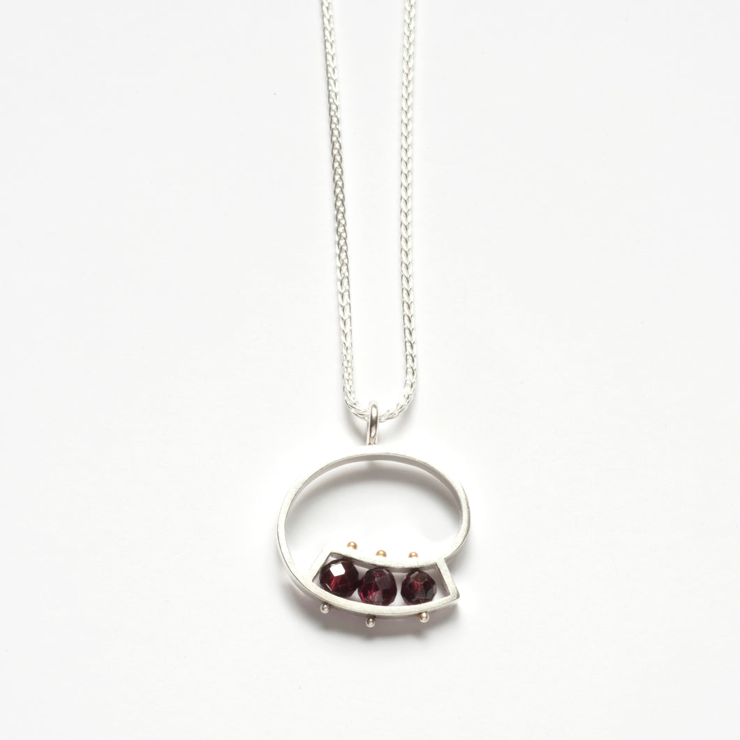 QS31N - Horizontal Swirl Necklace with 3 Semiprecious Stones