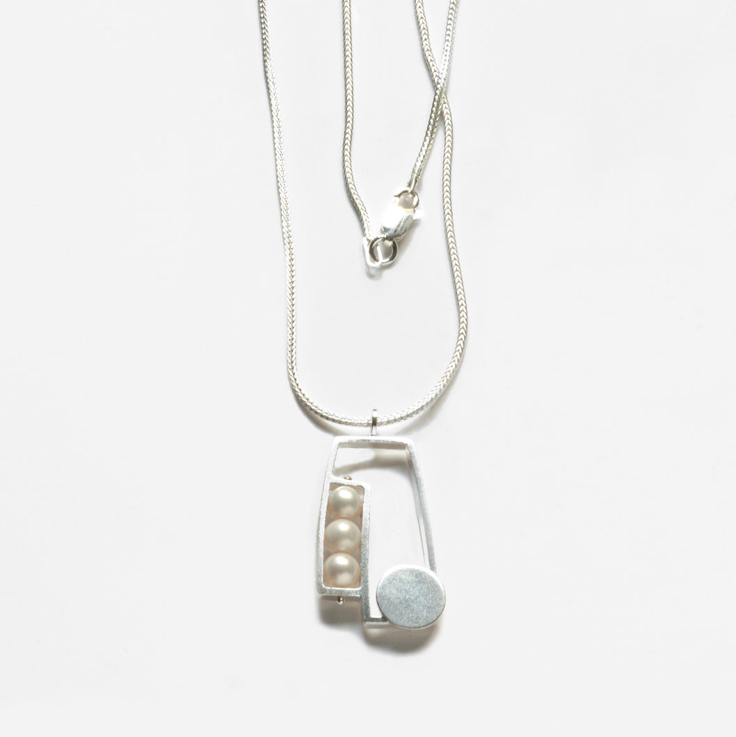 RW34N - Split Rectangle Necklace with Pearls