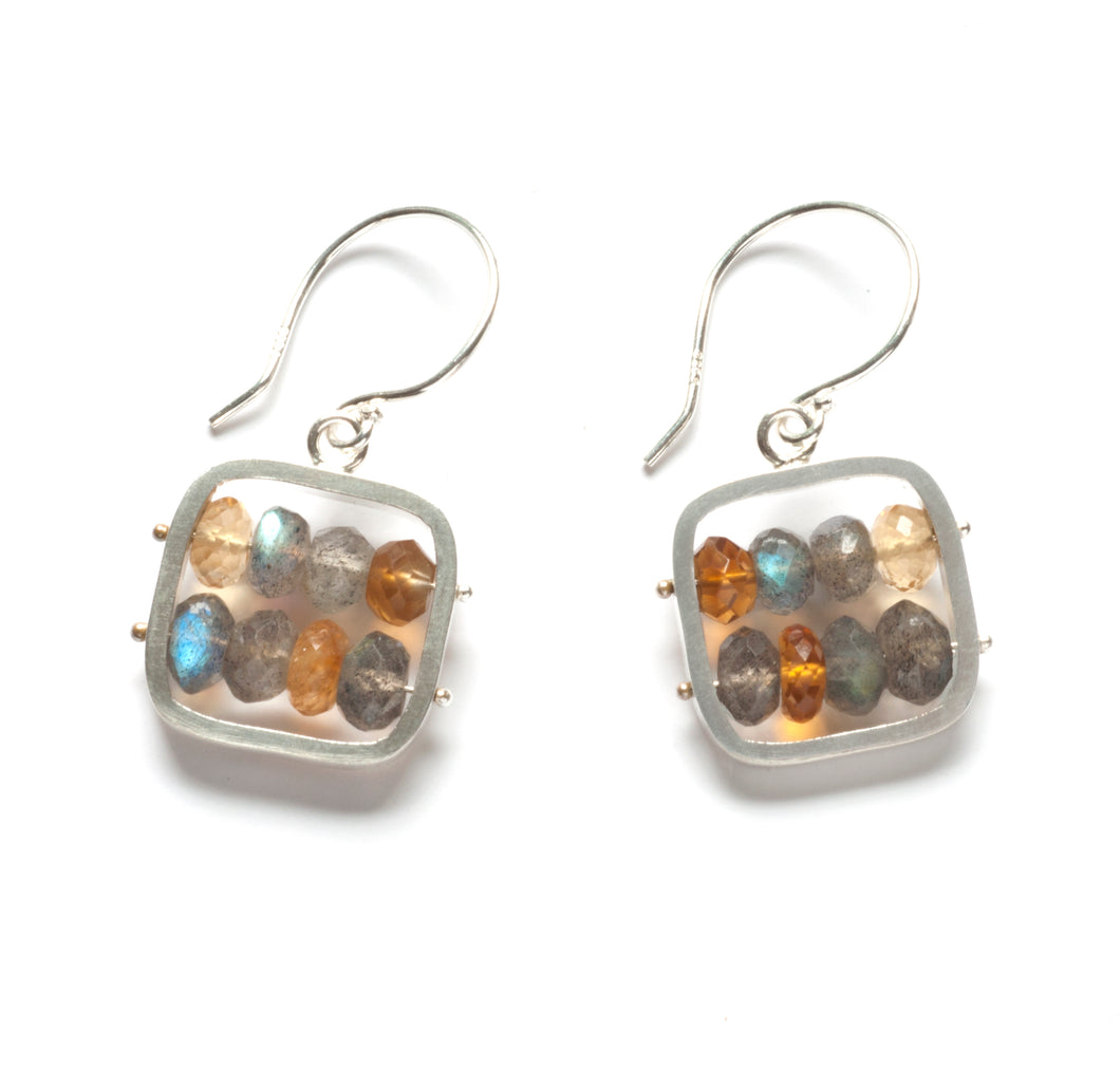 TJ01SE - Tapestry Earrings