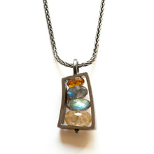VSJ01N - Short Wedge Necklace