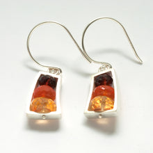 VSJ01SE - Short Wedge Earrings, Dangle