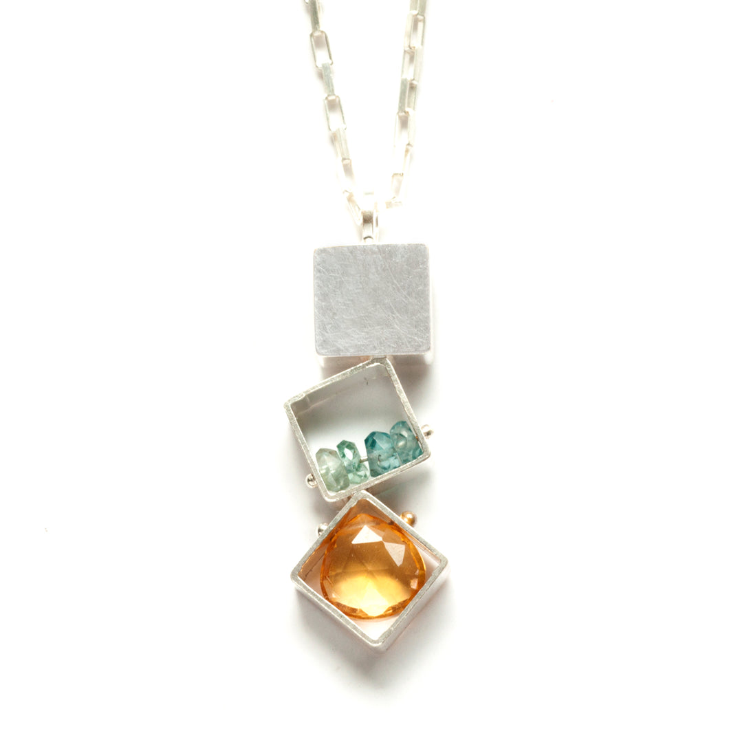 MJ21N - 3 SMALL Squares Necklace