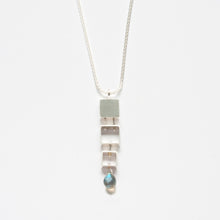 MJ24N - 3 SMALL Squares Necklace