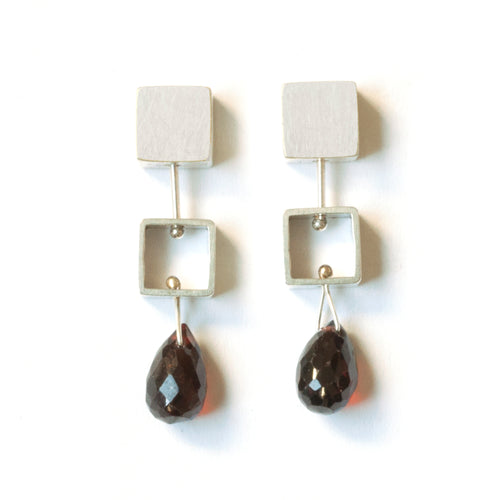 MP11PE - Mini Square Earrings with Teardrop Briolettes, post