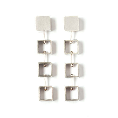 MP14E - Tumbling Mini Square Earrings
