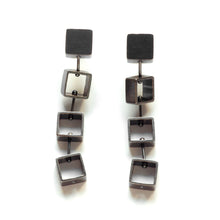 MP14E - Tumbling Mini Square Earrings