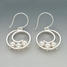 QS26SE - Medium Spiral Earrings with Pearls