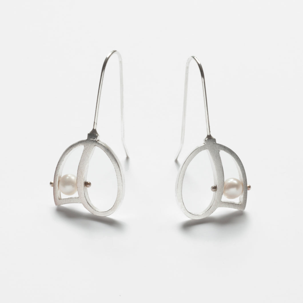 QS50LE - Mini Swirl Earrings with Fresh water pearl