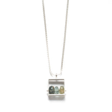 SRJ23N - Rectangle Necklace with 3 stones
