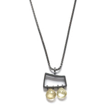 VSJ02N - Small Horizontal Wedge Necklace with Facetted Briolettes